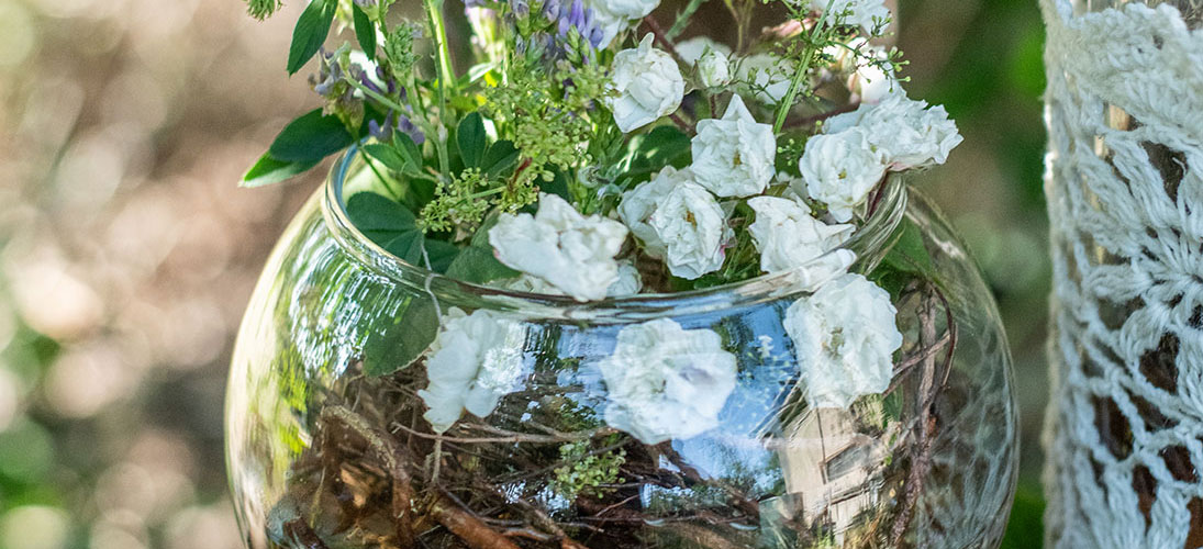 Vasen Töpfe Schalen aus Glas